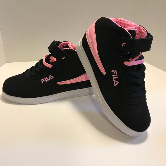 Fila Girls High Top Sneakers Size 5M Black Pink Fila Girls High Top Sneakers Size 5M Black Pink